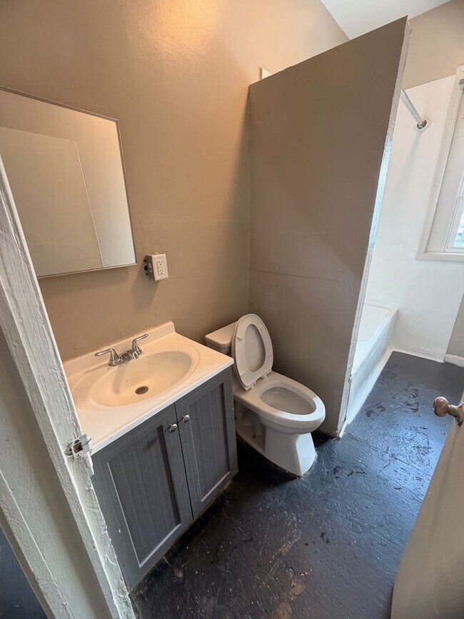 Photo - 2500 W Fond du Lac Ave Unit 2476(Upper Rear)