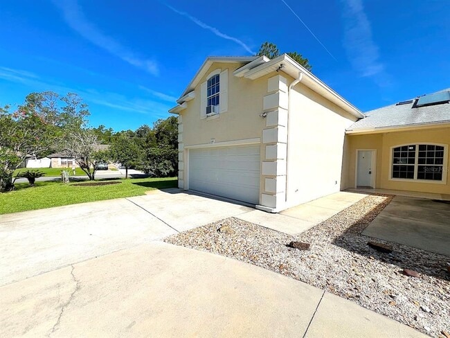 Photo - 20 Regis Ln