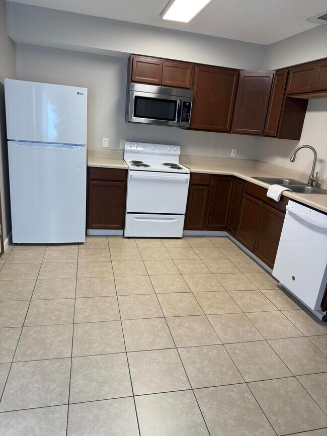 Photo - 226 Pelham Rd