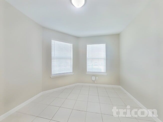 Photo - 432 Palomino Stand Dr