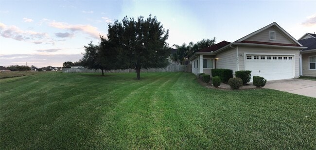 Photo - 7642 Chalk Hill