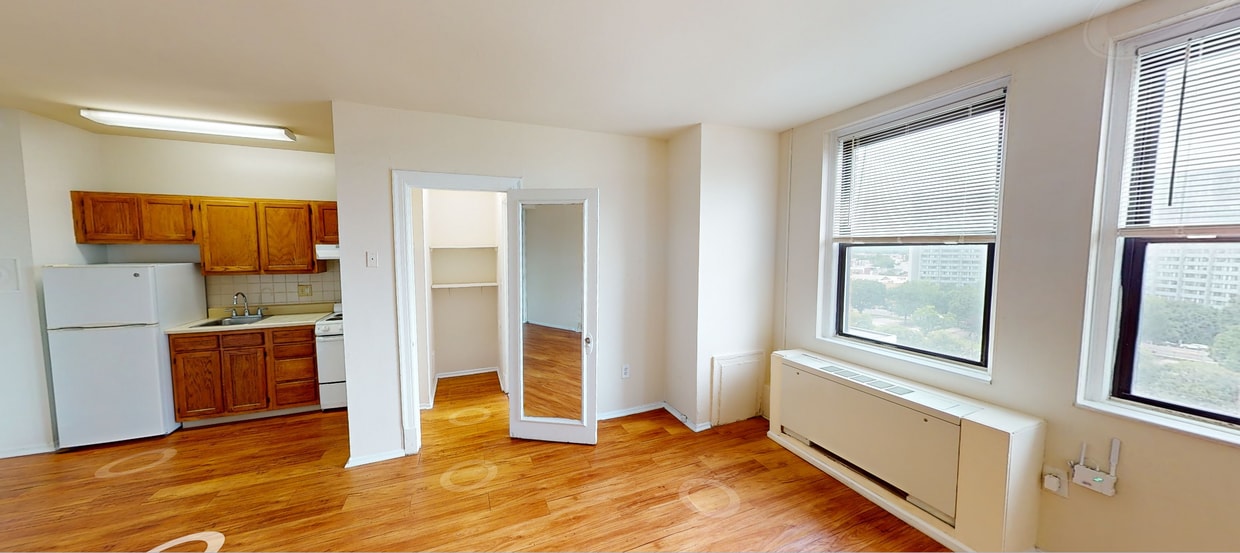 Photo - Chestnut Hall Apartments
