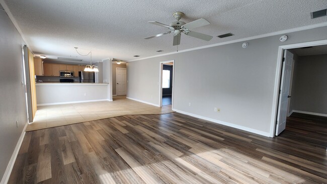 2095 Burroughs Rd