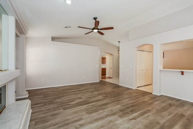 Photo - 5028 Monte Del Sol Ln