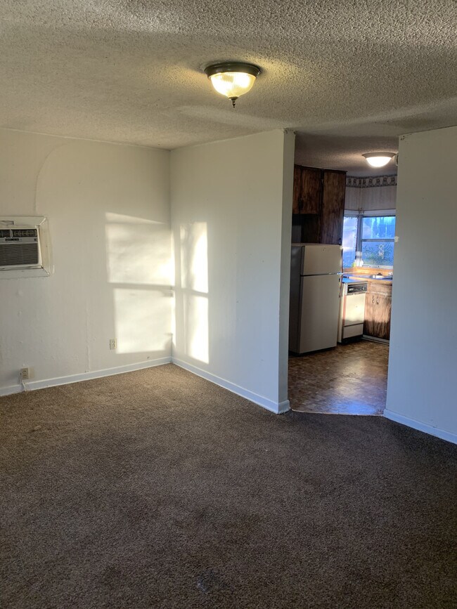 Photo - 1019 wellington