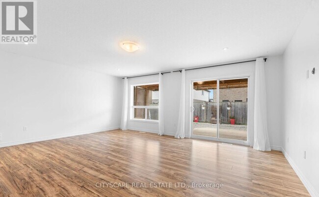 Photo - 1831 Reilly Walk