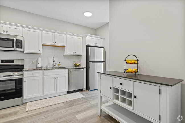 Studio - 532SF - Kitchen