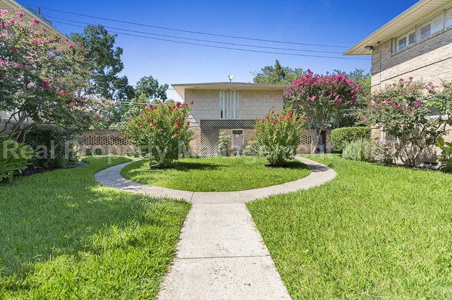 Building Photo - Live Elevated in the Heart of Viridian – S...