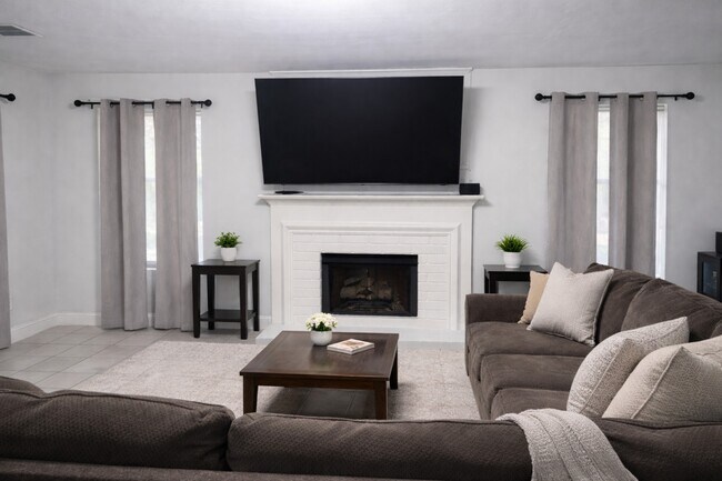 Photo - 16910 Country Bridge Rd