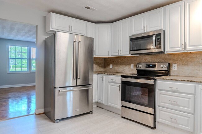 Photo - Charming Portsmouth Home with Spacious Backyard