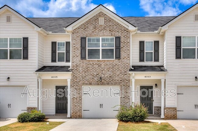 Photo - 4315 Newland St