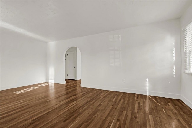 Photo - 1511 Middleton St