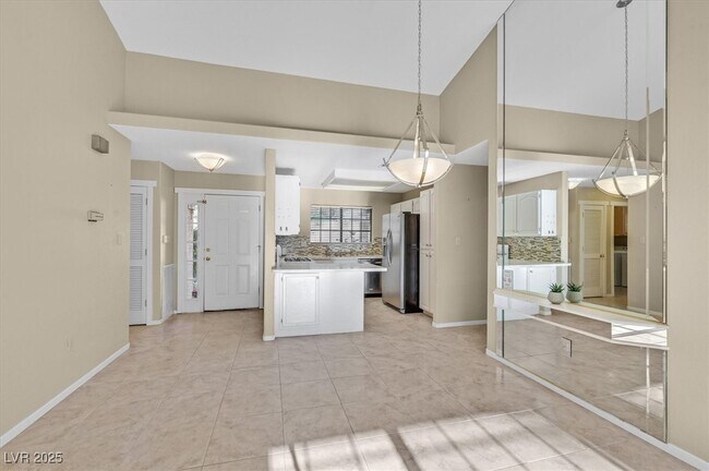Building Photo - 2851 S Valley View Blvd Rental