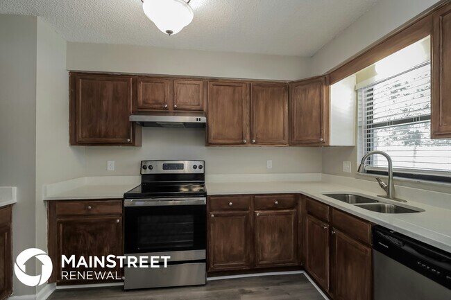 Photo - 1001 Wildwood Blvd