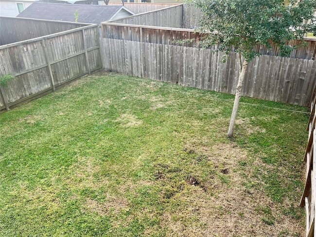 Photo - 1021 Louise St