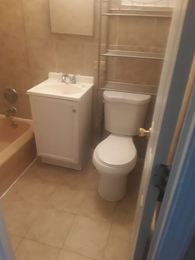 Baño - 3002 Prairie St Unidad na