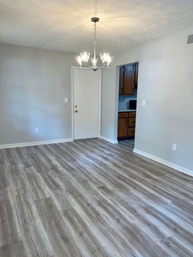 Photo - 5870 Sheldon Ct Unidad B