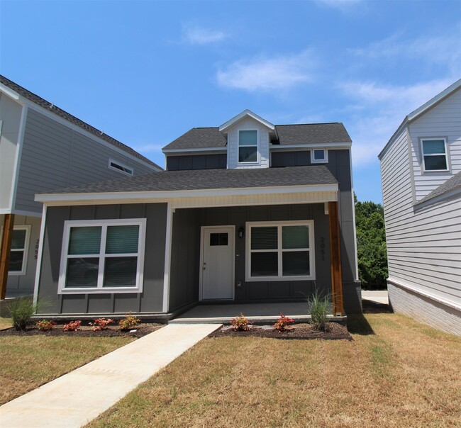 Building Photo - 2051 S Florida Way Rental