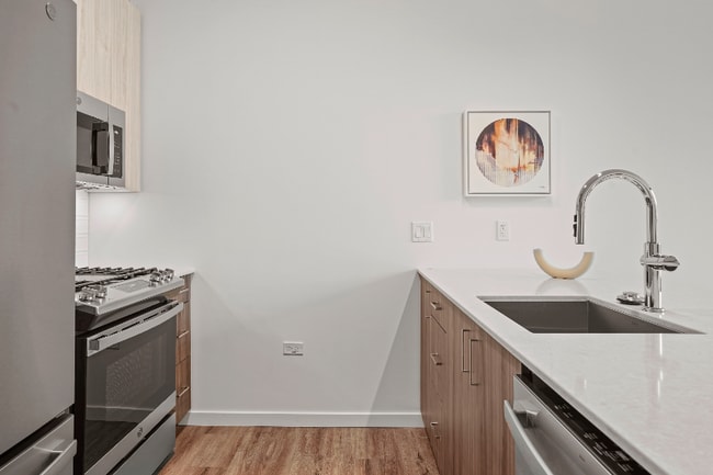 Photo - 197 N Aberdeen St