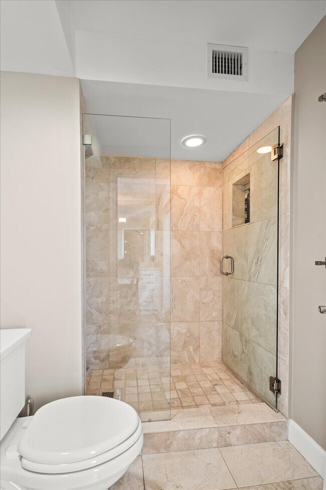 Photo - La Mer Condo Unit PH4