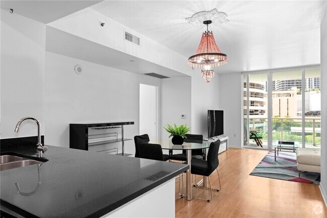 Building Photo - 950 Brickell Bay Dr Rental