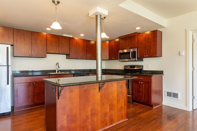 Photo - Large 2 Bedroom, 2 Bathroom with GREAT Layout! Walk in Closet and In-Unit Laundry! Unit 3405-03