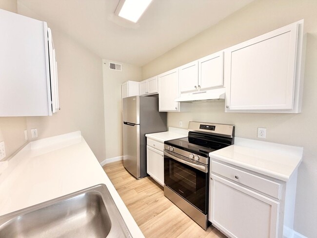 Photo - 7925 Preserve Cir