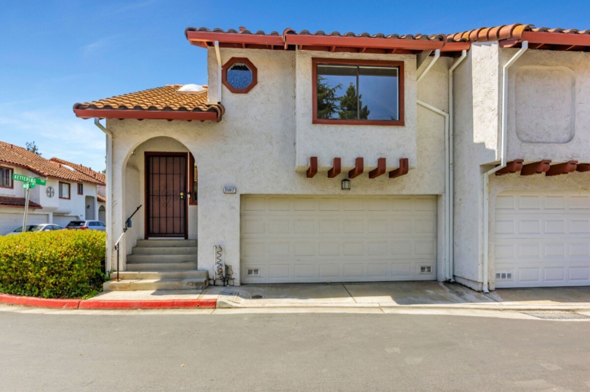 Photo - 35617 McCarty Cmn (Fremont, CA)