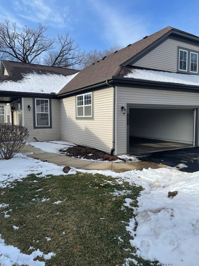 Building Photo - 5513 Sandhutton Ct Unit 5513