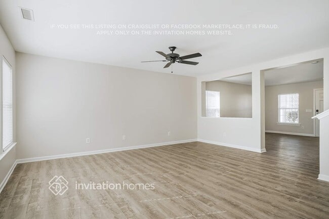 Photo - 280 Steel Hopper Way