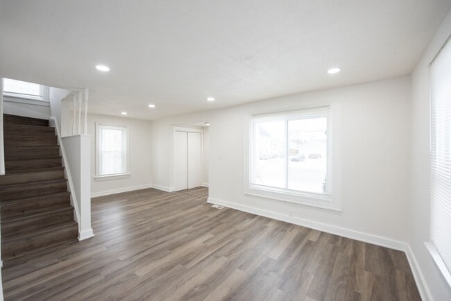 Photo - 1937 Washington Ave