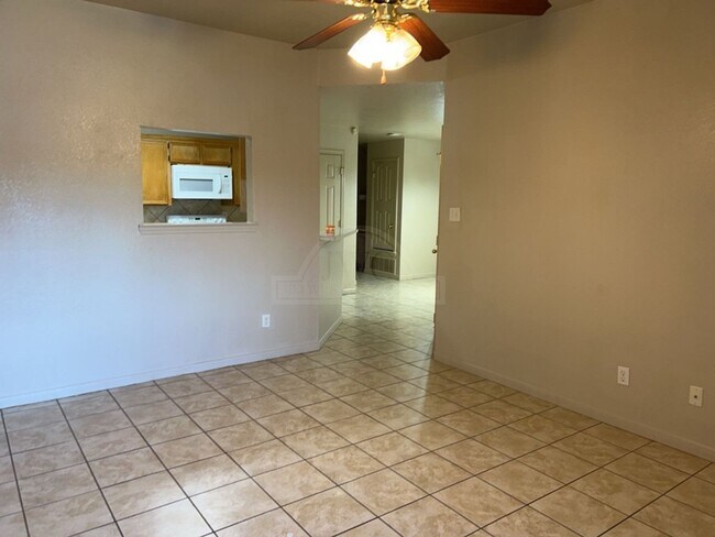 Photo - 1503 Nicholas Cir