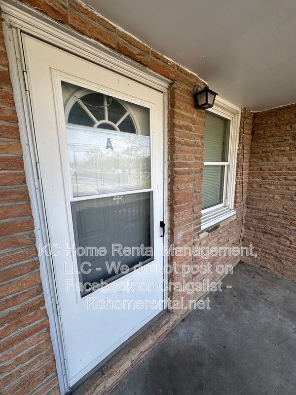 Photo - 1114 E Myrtle St Unit #A