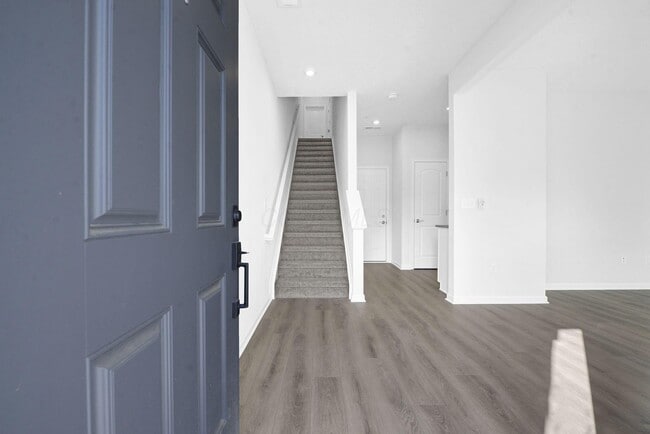 Photo - 4186 McCune Ave