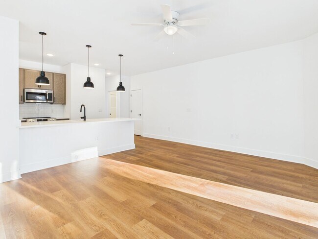 Photo - 907 Bainbridge St Unidad A