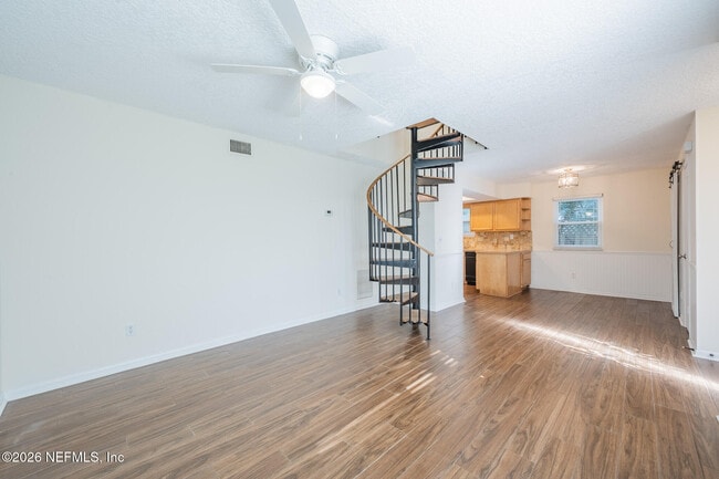 Photo - 597 Sturdivant Ave