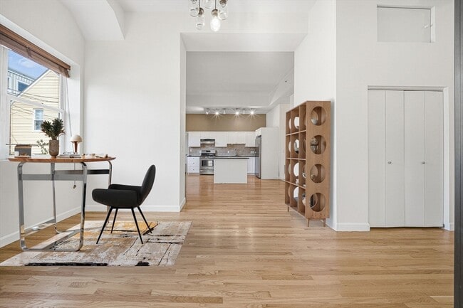 Photo - 156 Chelsea St Unit #103