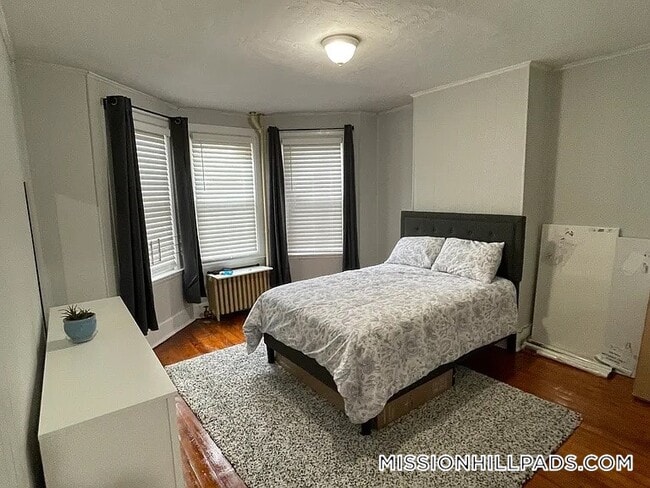 Photo - 846 Huntington Ave