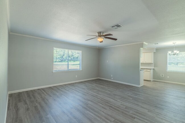 Photo - 9407 Irby St