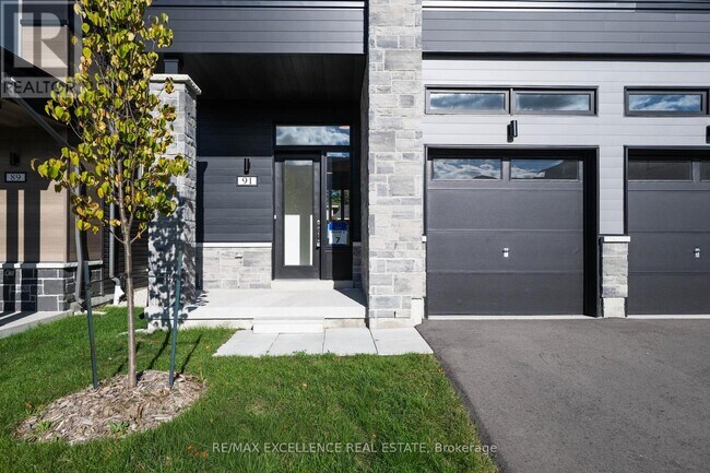 Photo - 91 Berkely St