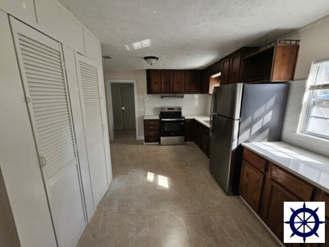 Photo - 7514 Jefferson Ave