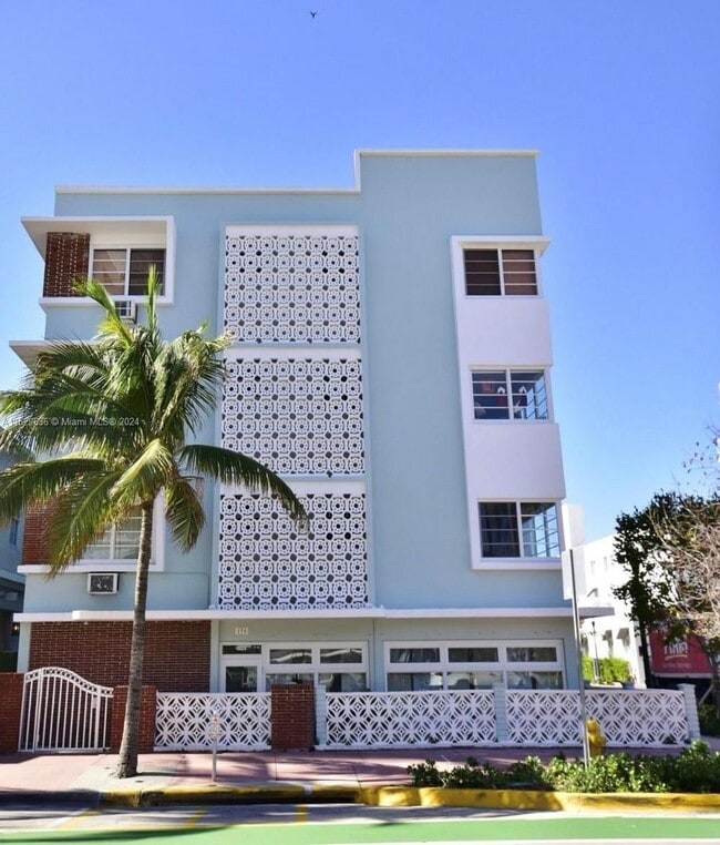 Building Photo - Excellent location in the heart of south beach! Unit 406