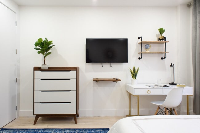 Photo - 1597 York Ave Unit FL3-ID1021832P