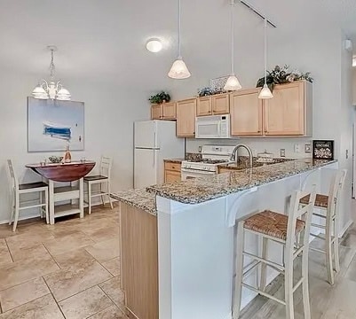 Photo - 444 Maywood Way