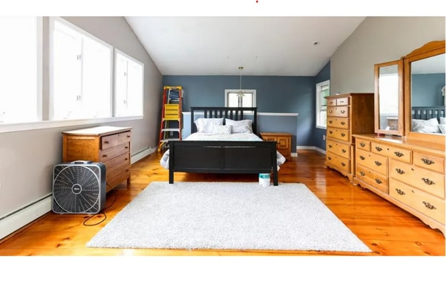 Photo - 41 W Main Rd Unit Seaside House