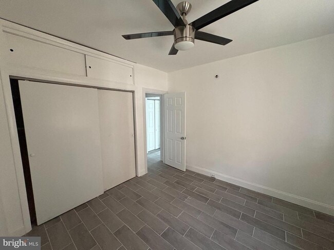 Building Photo - 6619 Blakemore St