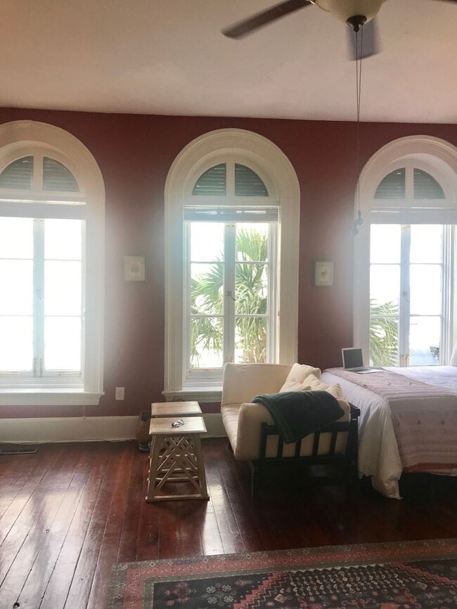333 King St Unit B