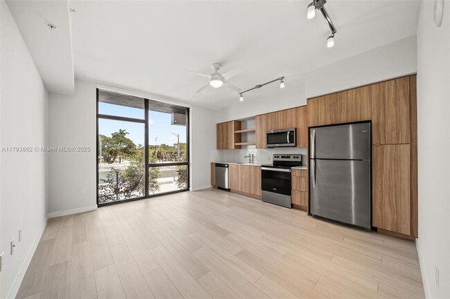 Photo - 555 NE 8th St Condo Unit 0712