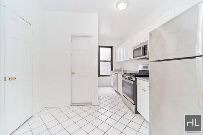 Photo - Second Avenue Unit 4S