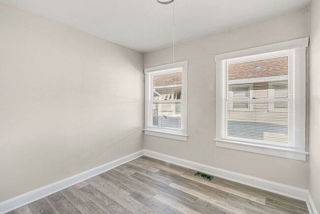 Photo - Beautiful 2 Bedroom 1 Bathroom house in Kansas City!